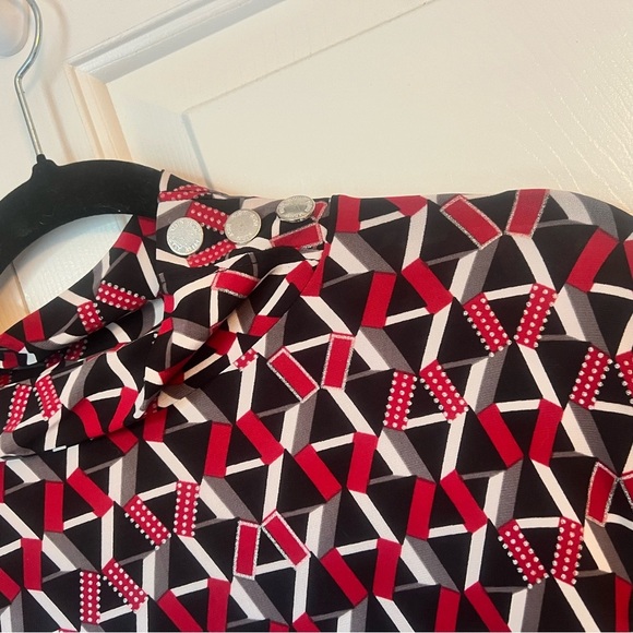 Anne Klein Geometric Red and Black Women's XL Blouse Mockneck - Picture 6 of 7